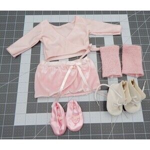 Sophia Doll Pink Ballerina Skating Outfit Shirt Skirt Slippers Leg Warmers 18 In